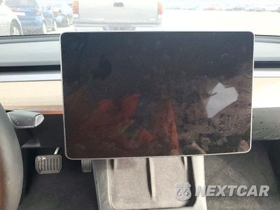 Zdjęcie 9 z 12 samochodu: 2023 TESLA MODEL 3 VIN:5YJ3E1EAXPF544331 - miniatura