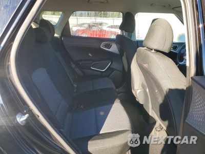 Zdjęcie 10 z 12 samochodu: 2025 KIA SOUL LX VIN:KNDJ23AU3S7932799 - miniatura