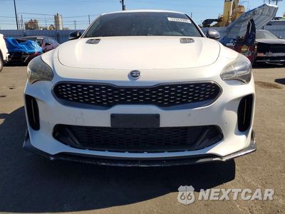 Piąte zdjęcie samochodu w środku: 2020 KIA STINGER GT VIN:KNAE35LC8L6085538 - miniatura