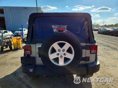 Zdjęcie 6 z 13 samochodu: 2017 JEEP WRANGLER UNLIMITED SPORT VIN:1C4BJWDG1HL652796 - miniatura