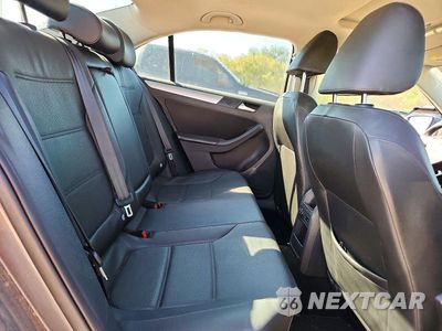 Zdjęcie 10 z 12 samochodu: 2013 VOLKSWAGEN JETTA SE VIN:3VWDX7AJXDM365041 - miniatura
