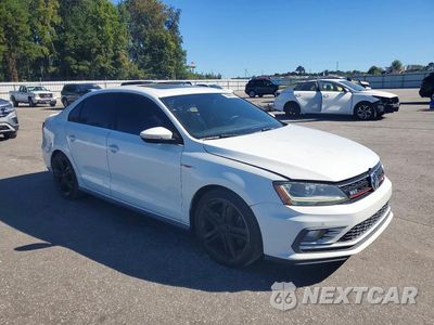 Czwarte zdjęcie samochodu z boku: 2017 VOLKSWAGEN JETTA GLI VIN:3VW4T7AJ6HM408193 - miniatura
