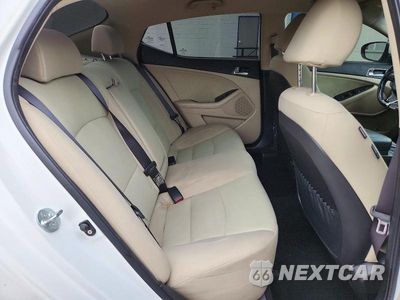 Zdjęcie 10 z 13 samochodu: 2014 KIA OPTIMA HYBRID VIN:KNAGM4AD1E5064373 - miniatura