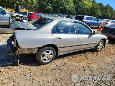 Trzecie zdjęcie samochodu z tyłu: 1996 HONDA ACCORD LX VIN:1HGCD5531TA075355 - miniatura