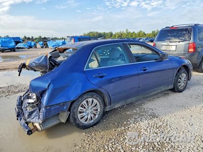 Trzecie zdjęcie samochodu z tyłu: 2003 HONDA ACCORD LX VIN:1HGCM56383A079921 - miniatura