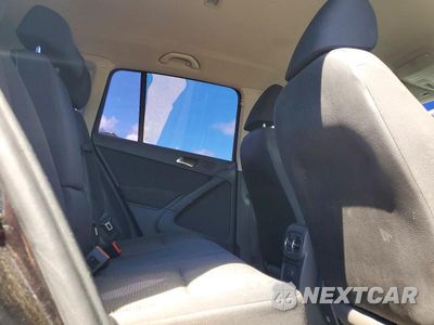 Zdjęcie 11 z 13 samochodu: 2017 VOLKSWAGEN TIGUAN S VIN:WVGBV7AXXHK050883 - miniatura