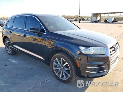 Czwarte zdjęcie samochodu z boku: 2017 AUDI Q7 PRESTIGE VIN:WA1VAAF7XHD037102 - miniatura
