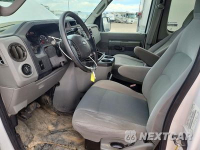 Zdjęcie 7 z 13 samochodu: 2012 FORD ECONOLINE E350 SUPER DUTY WAGON VIN:1FBSS3BLXCDB14200 - miniatura