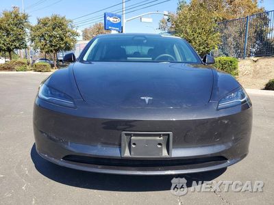 Piąte zdjęcie samochodu w środku: 2024 TESLA MODEL 3 VIN:5YJ3E1EB8RF754390 - miniatura