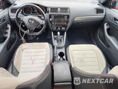 Zdjęcie 8 z 12 samochodu: 2017 VOLKSWAGEN JETTA SPORT VIN:3VWD17AJ9HM309325 - miniatura