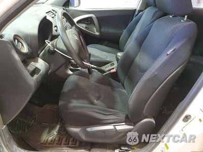 Zdjęcie 7 z 13 samochodu: 2006 TOYOTA RAV4 SPORT VIN:JTMBD32V665013516 - miniatura
