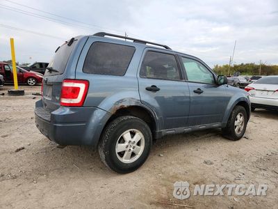 Trzecie zdjęcie samochodu z tyłu: 2011 FORD ESCAPE XLT VIN:1FMCU0DGXBKA37746 - miniatura