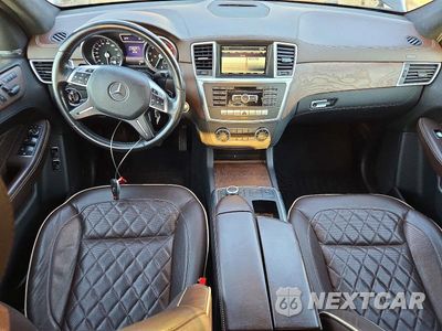 Zdjęcie 8 z 13 samochodu: 2015 MERCEDES-BENZ GL 450 4MATIC VIN:4JGDF6EE9FA458397 - miniatura