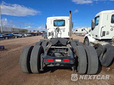 Zdjęcie 6 z 12 samochodu: 2019 PETERBILT 579 SEMI TRUCK VIN:1XPBDP9X0KD630519 - miniatura