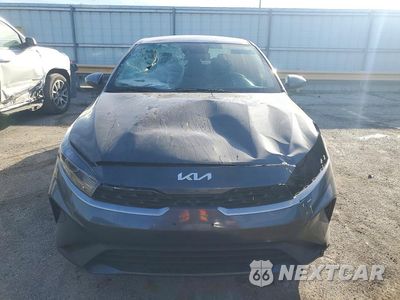 Piąte zdjęcie samochodu w środku: 2024 KIA FORTE LXS VIN:3KPF24AD2RE767138 - miniatura