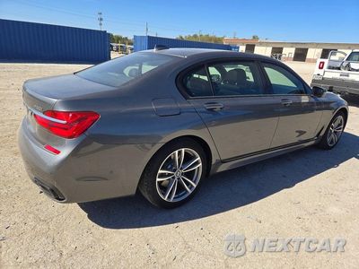 Trzecie zdjęcie samochodu z tyłu: 2018 BMW 750 XI VIN:WBA7F2C58JB238603 - miniatura