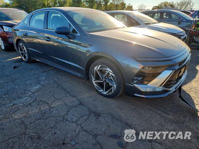 Czwarte zdjęcie samochodu z boku: 2026 HYUNDAI SONATA SEL SPORT VIN:KMHL64JA9TA534604 - miniatura