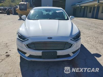 Piąte zdjęcie samochodu w środku: 2018 FORD FUSION SE HYBRID VIN:3FA6P0LU7JR129896 - miniatura