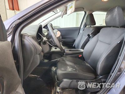 Zdjęcie 7 z 13 samochodu: 2018 HONDA HR-V LX VIN:3CZRU6H30JM725331 - miniatura