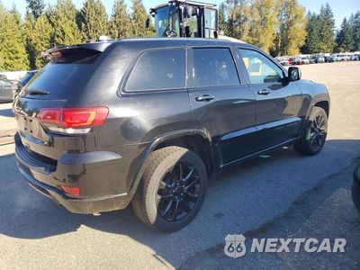 Trzecie zdjęcie samochodu z tyłu: 2020 JEEP GRAND CHEROKEE LAREDO VIN:1C4RJFAG8LC341099 - miniatura