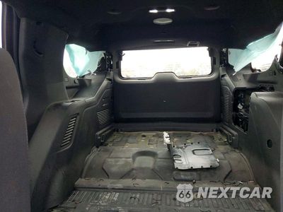 Zdjęcie 10 z 13 samochodu: 2024 CHEVROLET TAHOE C1500 VIN:1GNSCLED2RR344457 - miniatura