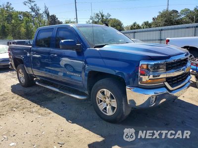 Czwarte zdjęcie samochodu z boku: 2017 CHEVROLET SILVERADO C1500 LT VIN:3GCPCREC8HG435174 - miniatura