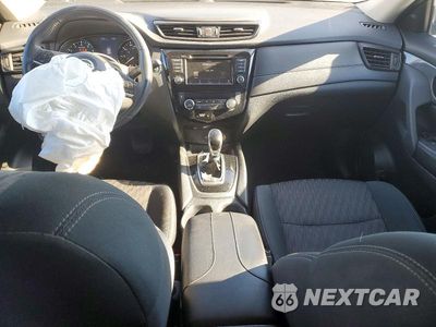 Zdjęcie 8 z 13 samochodu: 2018 NISSAN ROGUE SV VIN:5N1AT2MV1JC781054 - miniatura