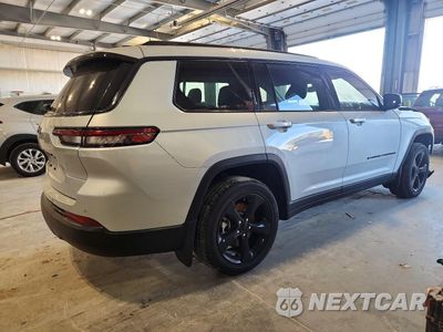 Trzecie zdjęcie samochodu z tyłu: 2023 JEEP GRAND CHEROKEE L LAREDO VIN:1C4RJKAG8P8736174 - miniatura