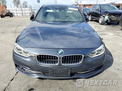 Piąte zdjęcie samochodu w środku: 2018 BMW 330 I VIN:WBA8B9G51JNU58358 - miniatura