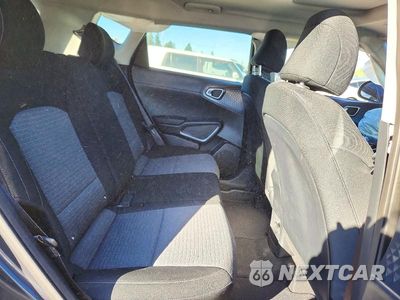 Zdjęcie 11 z 14 samochodu: 2022 KIA SOUL GT LINE VIN:KNDJ63AU0N7817313 - miniatura