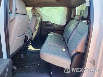 Zdjęcie 10 z 12 samochodu: 2022 CHEVROLET SILVERADO LTD K1500 CUSTOM VIN:3GCPYBEK0NG195050 - miniatura