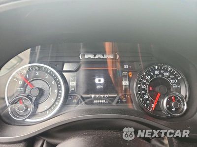 Zdjęcie 9 z 11 samochodu: 2023 RAM 1500 BIG HORN VIN:ZC6SRFMT4PN617797 - miniatura
