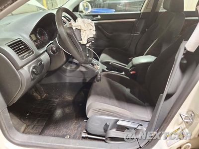 Zdjęcie 7 z 13 samochodu: 2008 VOLKSWAGEN JETTA S VIN:3VWJZ71KX8M158340 - miniatura