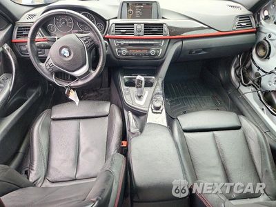Zdjęcie 8 z 13 samochodu: 2013 BMW 328 I VIN:WBA3A5G50DNP22809 - miniatura
