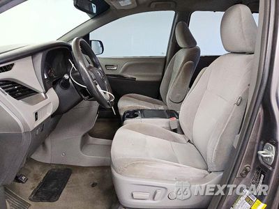 Zdjęcie 7 z 13 samochodu: 2015 TOYOTA SIENNA LE VIN:5TDKK3DC1FS577974 - miniatura