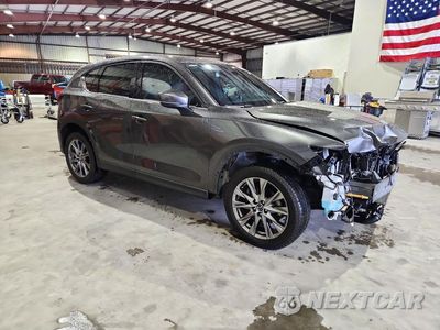 Czwarte zdjęcie samochodu z boku: 2020 MAZDA CX-5 SIGNATURE VIN:JM3KFBEY6L0828311 - miniatura