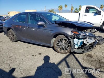 Czwarte zdjęcie samochodu z boku: 2021 TOYOTA CAMRY SE VIN:4T1G11AK6MU529299 - miniatura