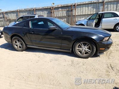 Czwarte zdjęcie samochodu z boku: 2012 FORD MUSTANG VIN:1ZVBP8AM6C5254336 - miniatura