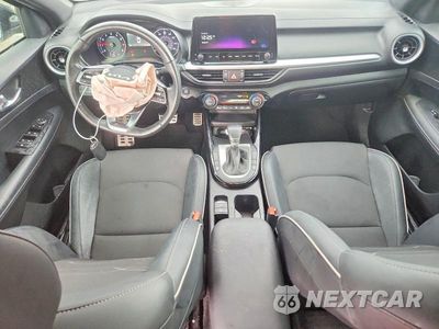 Zdjęcie 8 z 13 samochodu: 2024 KIA FORTE GT LINE VIN:3KPF54AD3RE785915 - miniatura