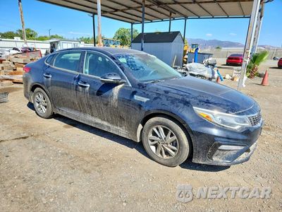 Czwarte zdjęcie samochodu z boku: 2019 KIA OPTIMA LX VIN:5XXGT4L39KG333382 - miniatura