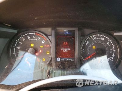 Zdjęcie 9 z 12 samochodu: 2020 TOYOTA TACOMA SR V6 VIN:3TMCZ5AN8LM311008 - miniatura