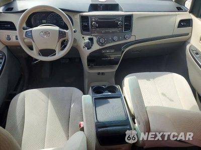 Zdjęcie 8 z 13 samochodu: 2011 TOYOTA SIENNA LE VIN:5TDKK3DC4BS061473 - miniatura