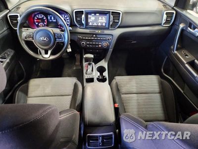 Zdjęcie 8 z 13 samochodu: 2018 KIA SPORTAGE LX VIN:KNDPMCAC7J7407884 - miniatura