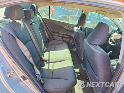Zdjęcie 10 z 12 samochodu: 2016 HONDA ACCORD LX VIN:1HGCR2F36GA048978 - miniatura