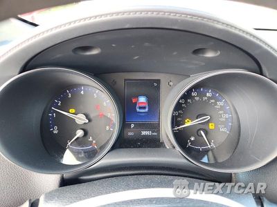 Zdjęcie 9 z 13 samochodu: 2019 TOYOTA C-HR LE VIN:JTNKHMBX3K1060964 - miniatura