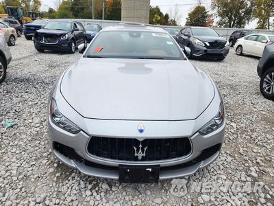 Piąte zdjęcie samochodu w środku: 2017 MASERATI GHIBLI S VIN:ZAM57RTA4H1240535 - miniatura