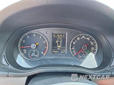 Zdjęcie 9 z 12 samochodu: 2014 VOLKSWAGEN PASSAT SE VIN:1VWBT7A31EC108826 - miniatura