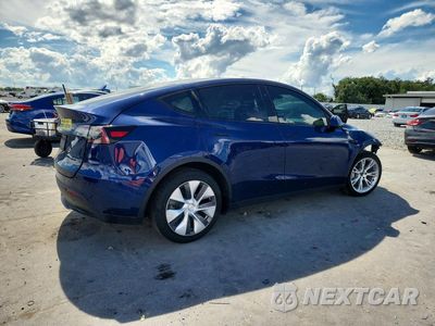 Trzecie zdjęcie samochodu z tyłu: 2023 TESLA MODEL Y VIN:7SAYGAEE3PF856139 - miniatura