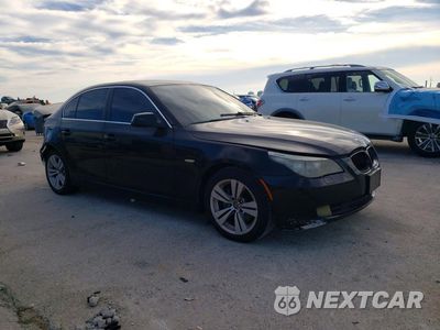 Czwarte zdjęcie samochodu z boku: 2010 BMW 528 I VIN:WBANU5C57AC460767 - miniatura