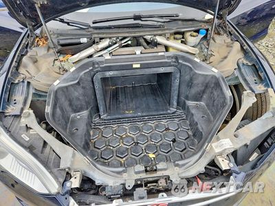 Zdjęcie 11 z 13 samochodu: 2013 TESLA MODEL S VIN:5YJSA1DP7DFP12788 - miniatura